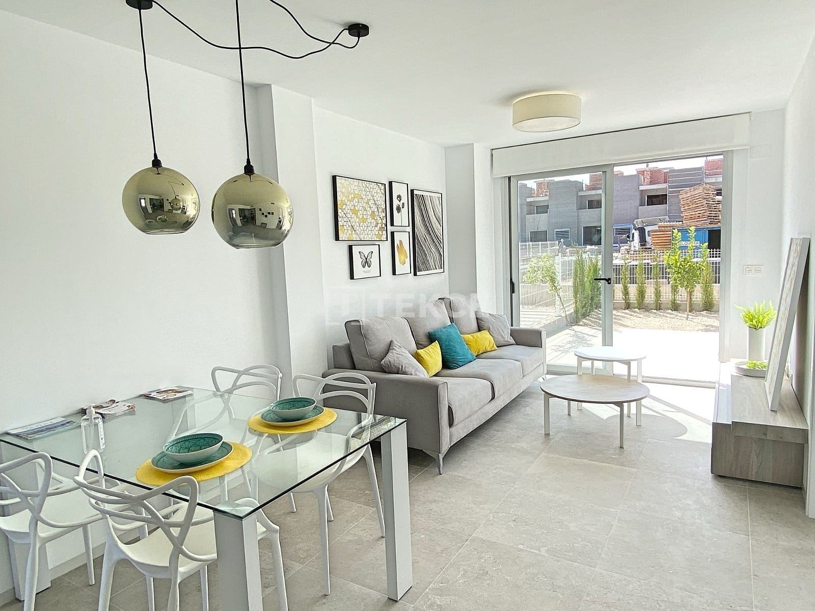 2 sypialnia Mieszkanie na sprzedaż w Torrevieja z basenem - 271 000 € (Ref: 9062026)