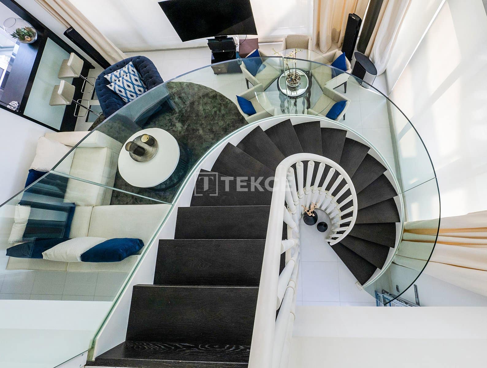 2 soveværelse Lejlighed til salg i Barcelona by med swimmingpool - € 1.850.000 (Ref: 9062028)