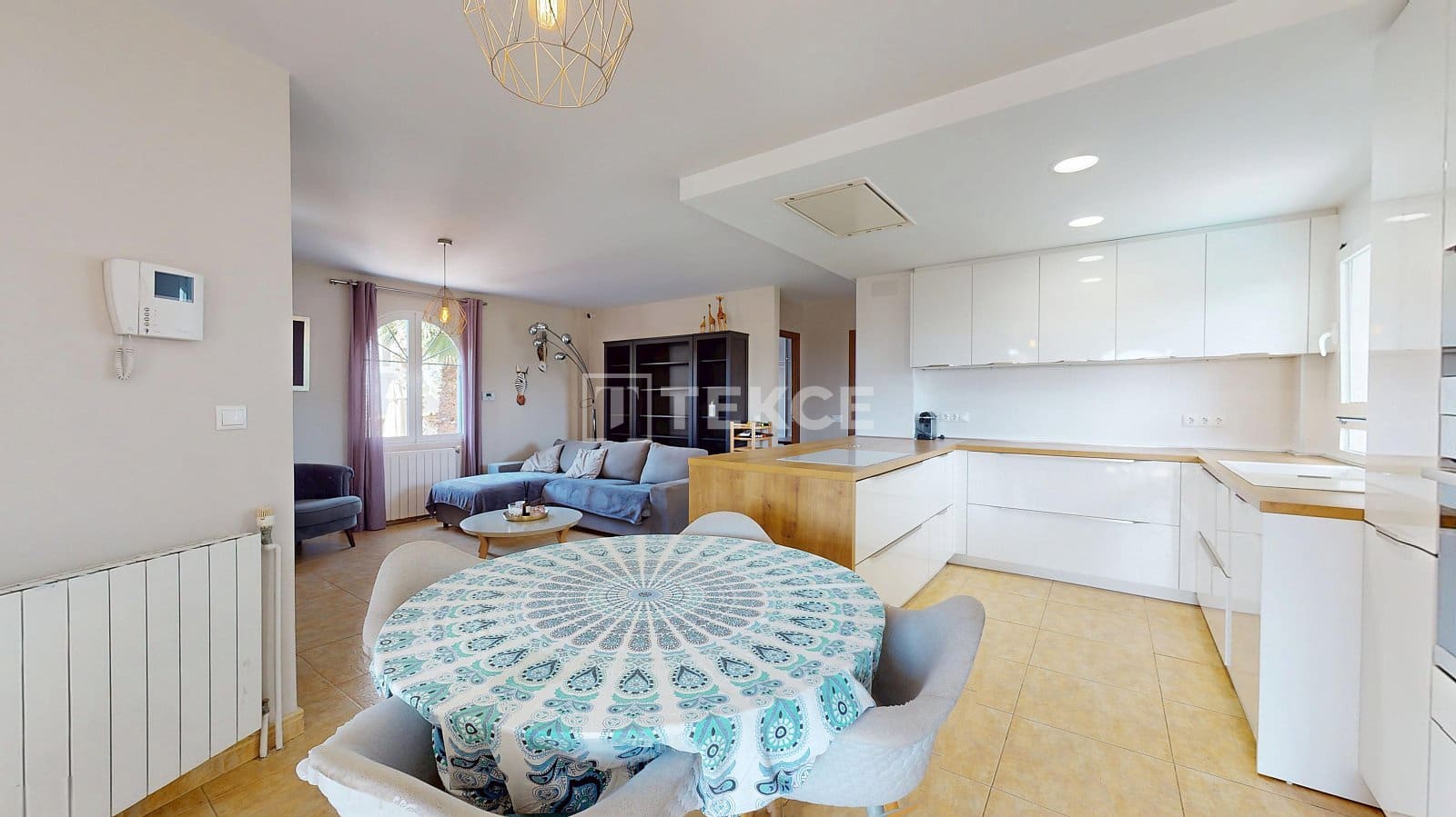 5 sypialnia Willa na sprzedaż w La Zenia z basenem - 795 000 € (Ref: 9068415)