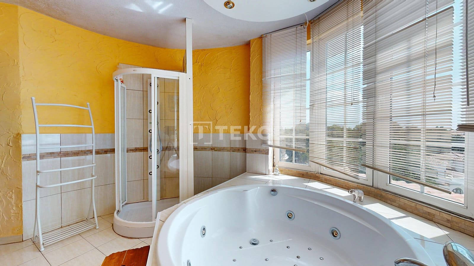 5 sypialnia Willa na sprzedaż w La Zenia z basenem - 795 000 € (Ref: 9068415)