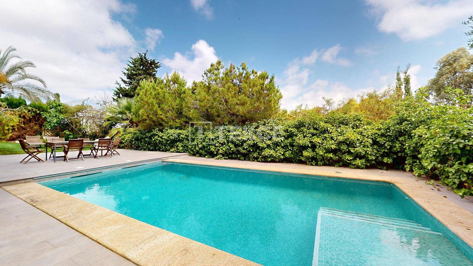 5 sypialnia Willa na sprzedaż w La Zenia z basenem - 795 000 € (Ref: 9068415)