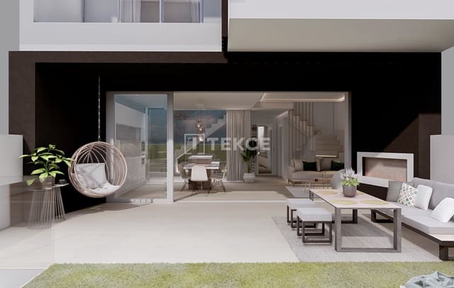 2 sypialnia Willa na sprzedaż w El Peñoncillo, Torrox z basenem - 520 000 € (Ref: 9073009)