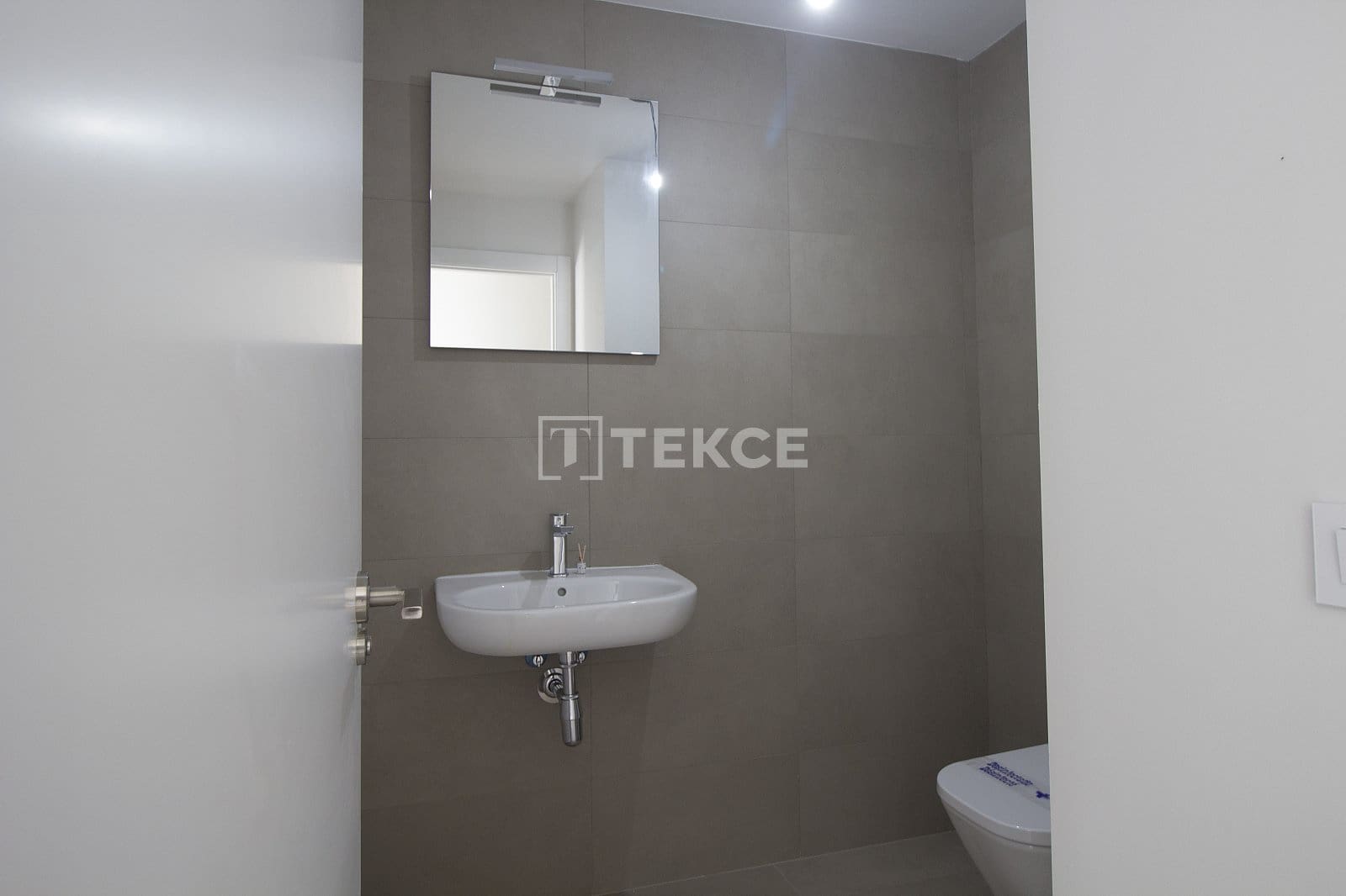 4 slaapkamer Flat te koop in Torremolinos met zwembad - € 1.450.000 (Ref: 9132008)