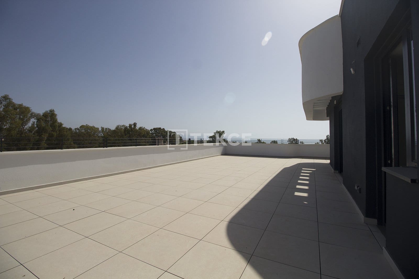 4 slaapkamer Flat te koop in Torremolinos met zwembad - € 1.450.000 (Ref: 9132008)