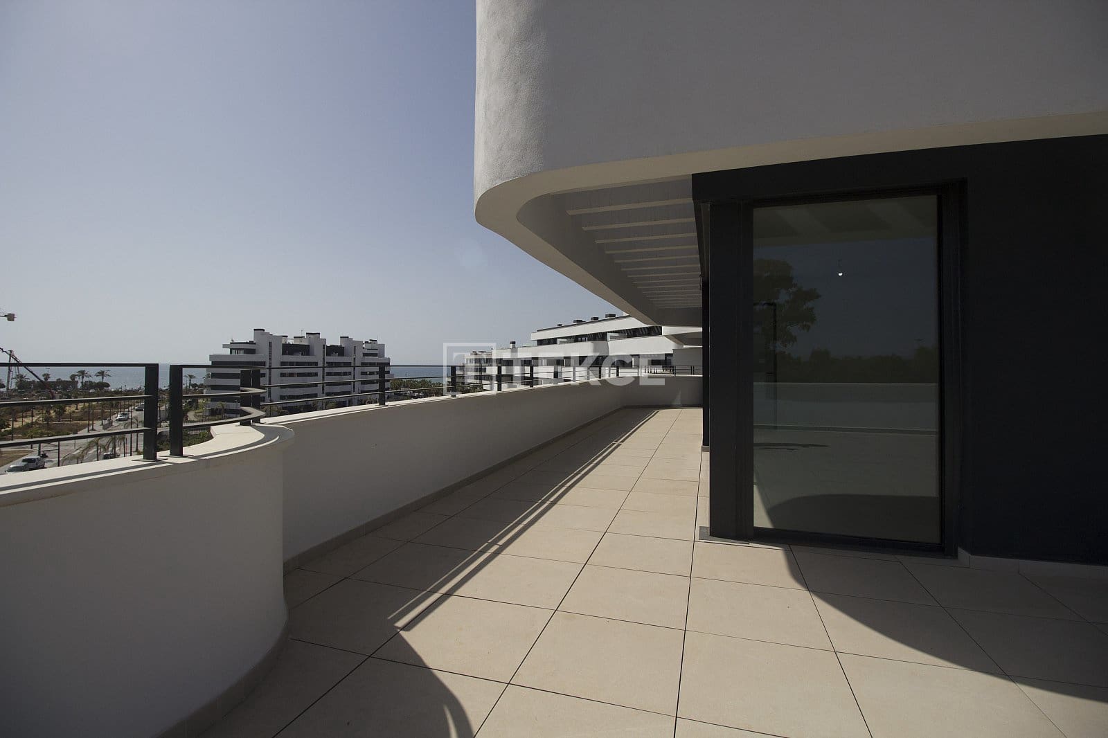 4 slaapkamer Flat te koop in Torremolinos met zwembad - € 1.450.000 (Ref: 9132008)