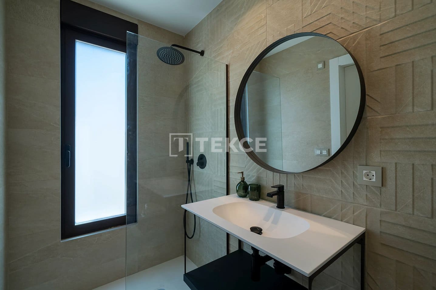 3 sypialnia Willa na sprzedaż w Finestrat z basenem - 608 000 € (Ref: 9136823)