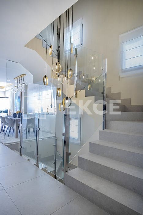 Chalet de 4 habitaciones en Estepona en venta con piscina - 4.500.000 € (Ref: 9146642)