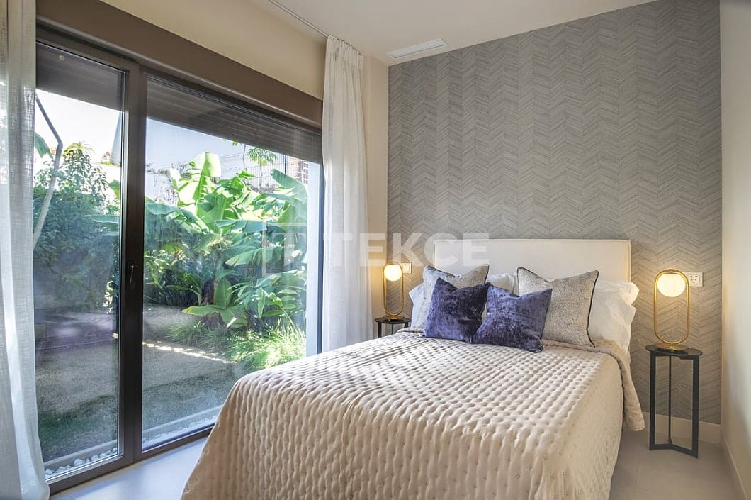 Chalet de 4 habitaciones en Estepona en venta con piscina - 4.500.000 € (Ref: 9146642)