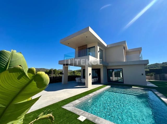 4 soveværelse Villa til salg i Biar med swimmingpool - € 950.000 (Ref: 9160709)