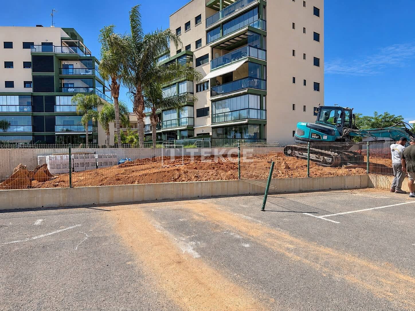 2 bedroom Flat for sale in Pilar de la Horadada with pool garage - € 365,000 (Ref: 9176129)