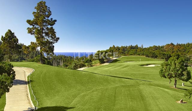 2 slaapkamer Flat te koop in Cerros del Águila, Mijas met zwembad - € 384.000 (Ref: 9190769)