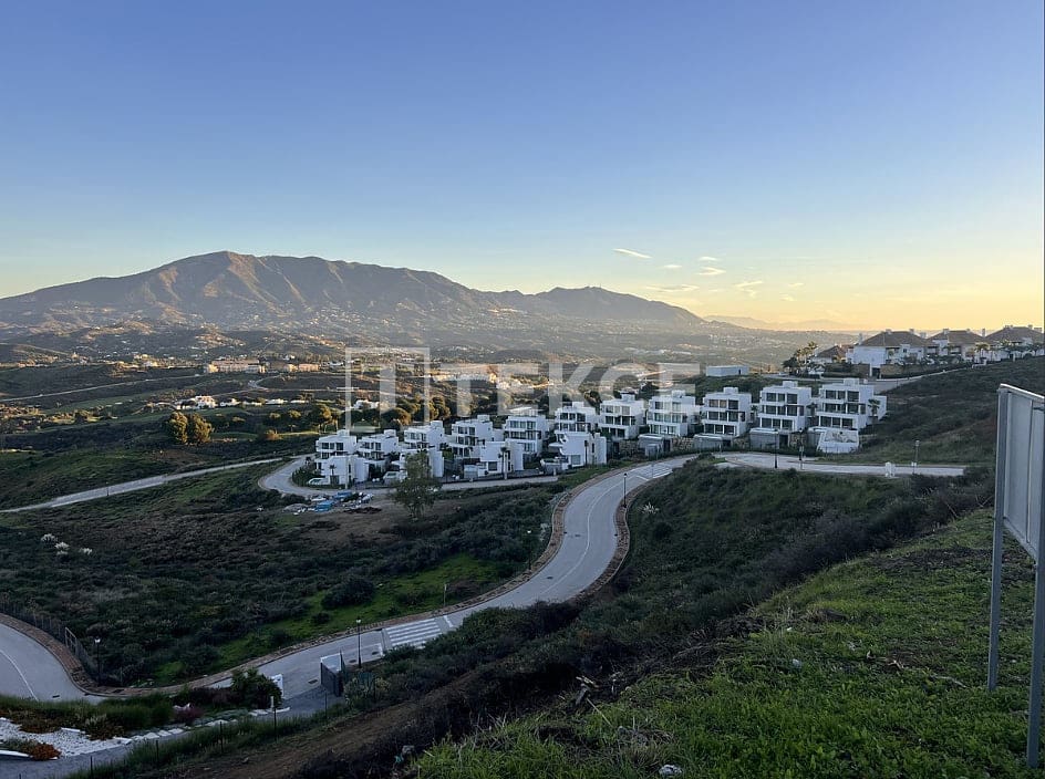 5 sypialnia Willa na sprzedaż w Mijas Golf z basenem - 3 685 000 € (Ref: 9200163)