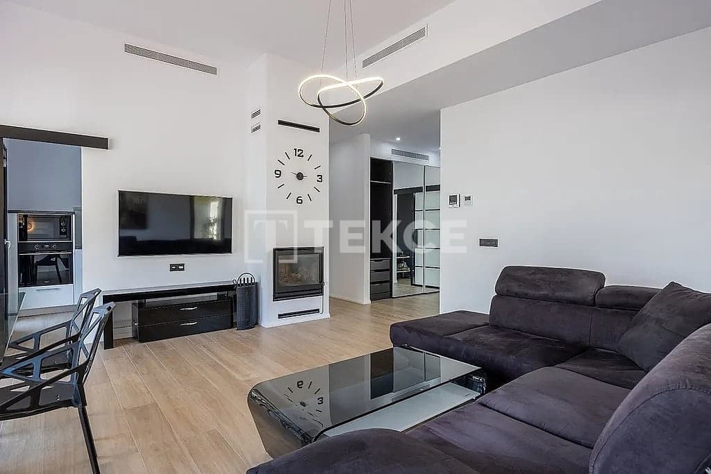 4 sypialnia Willa na sprzedaż w Altea z basenem - 995 000 € (Ref: 9200164)