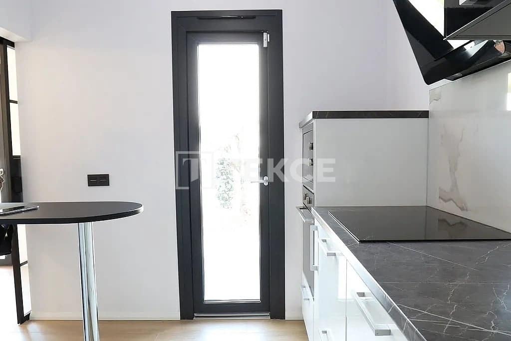 4 sypialnia Willa na sprzedaż w Altea z basenem - 995 000 € (Ref: 9200164)