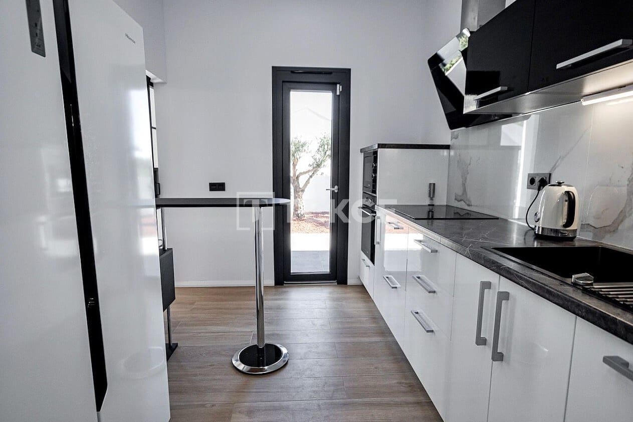 4 sypialnia Willa na sprzedaż w Altea z basenem - 995 000 € (Ref: 9200164)