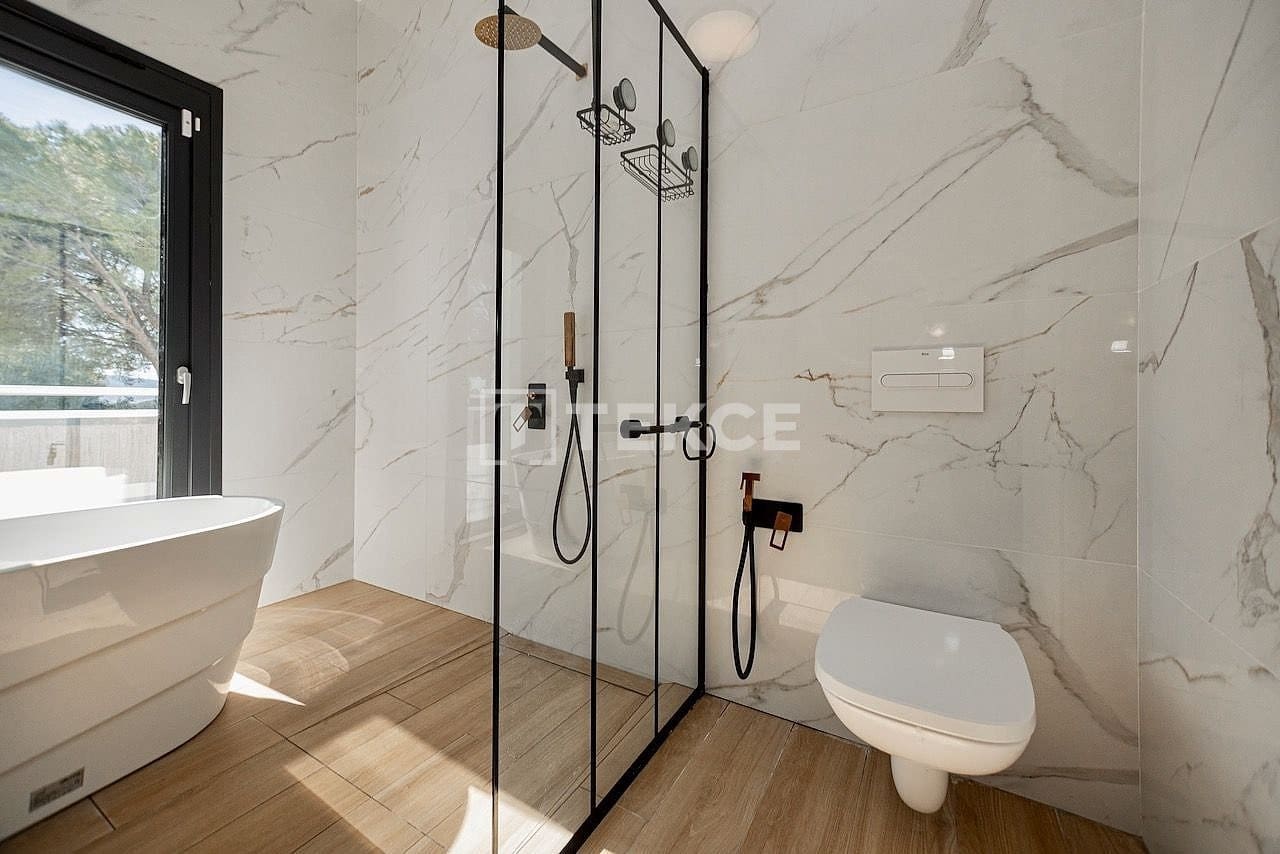 4 sypialnia Willa na sprzedaż w Altea z basenem - 995 000 € (Ref: 9200164)