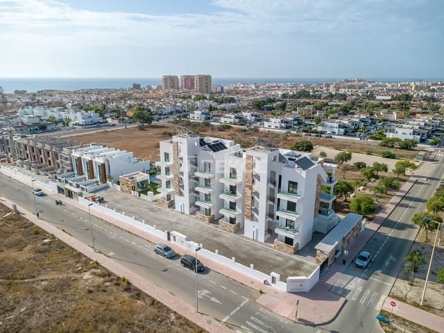 2 sovrum Lägenhet till salu i Torrevieja med pool - 399 000 € (Ref: 9204137)