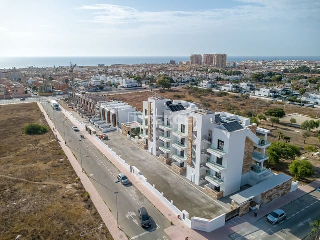 2 sovrum Lägenhet till salu i Torrevieja med pool - 399 000 € (Ref: 9204137)