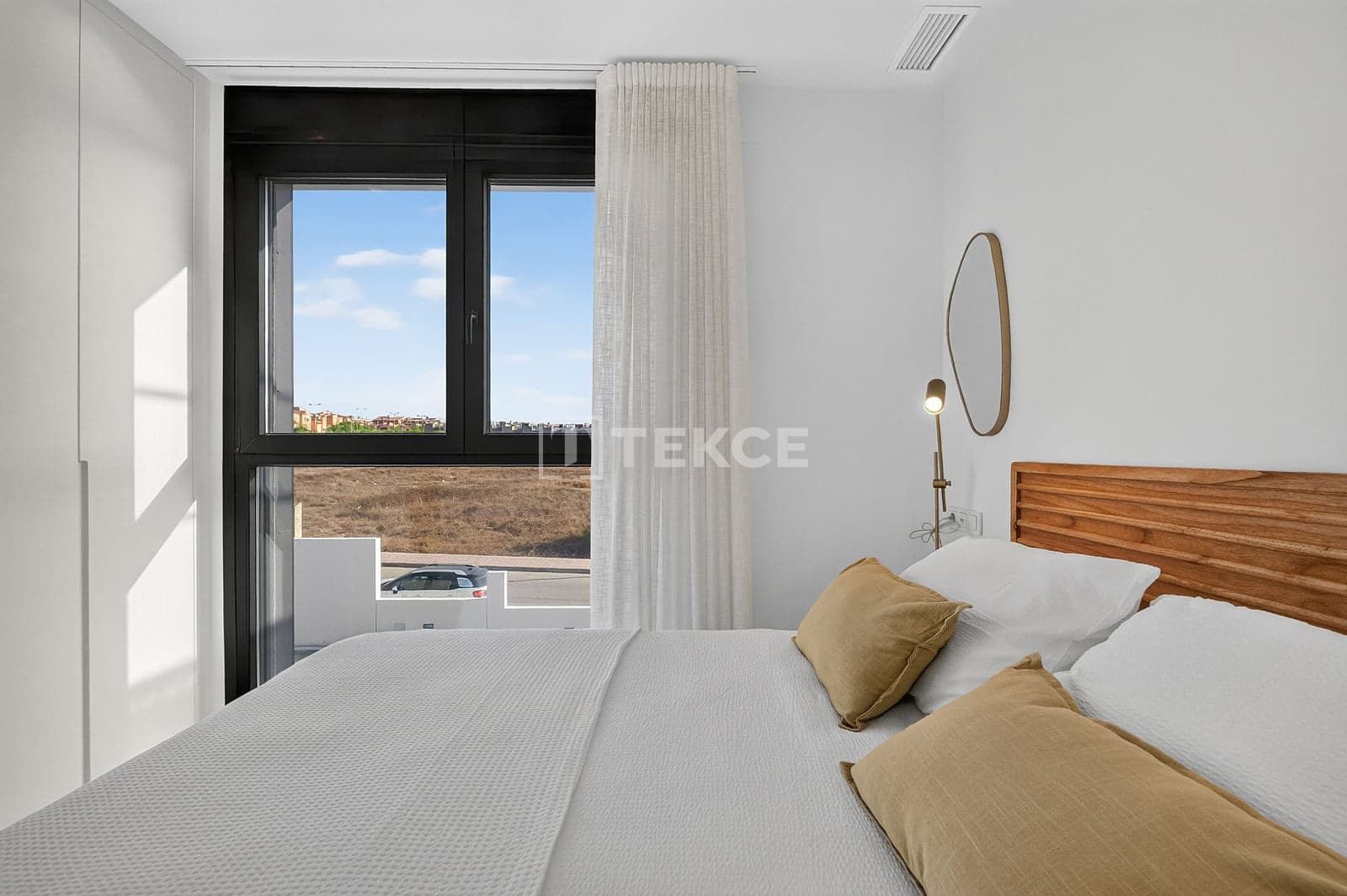 3 bedroom Villa for sale in Torrevieja with pool - € 550,000 (Ref: 9204138)