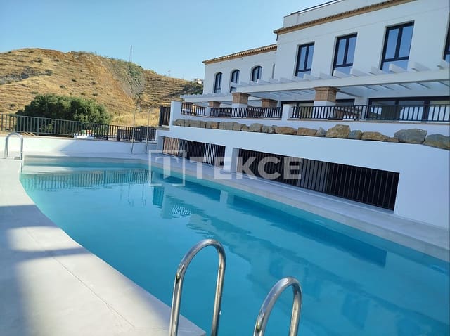 2 sypialnia Willa na sprzedaż w El Peñoncillo, Torrox z basenem - 347 000 € (Ref: 9211707)
