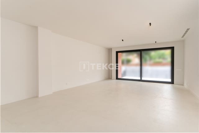 4 sypialnia Mieszkanie na sprzedaż w Miasto Barcelona z basenem - 1 795 000 € (Ref: 9228130)