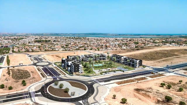 2 sovrum Lägenhet till salu i Torrevieja med pool - 295 000 € (Ref: 9232075)