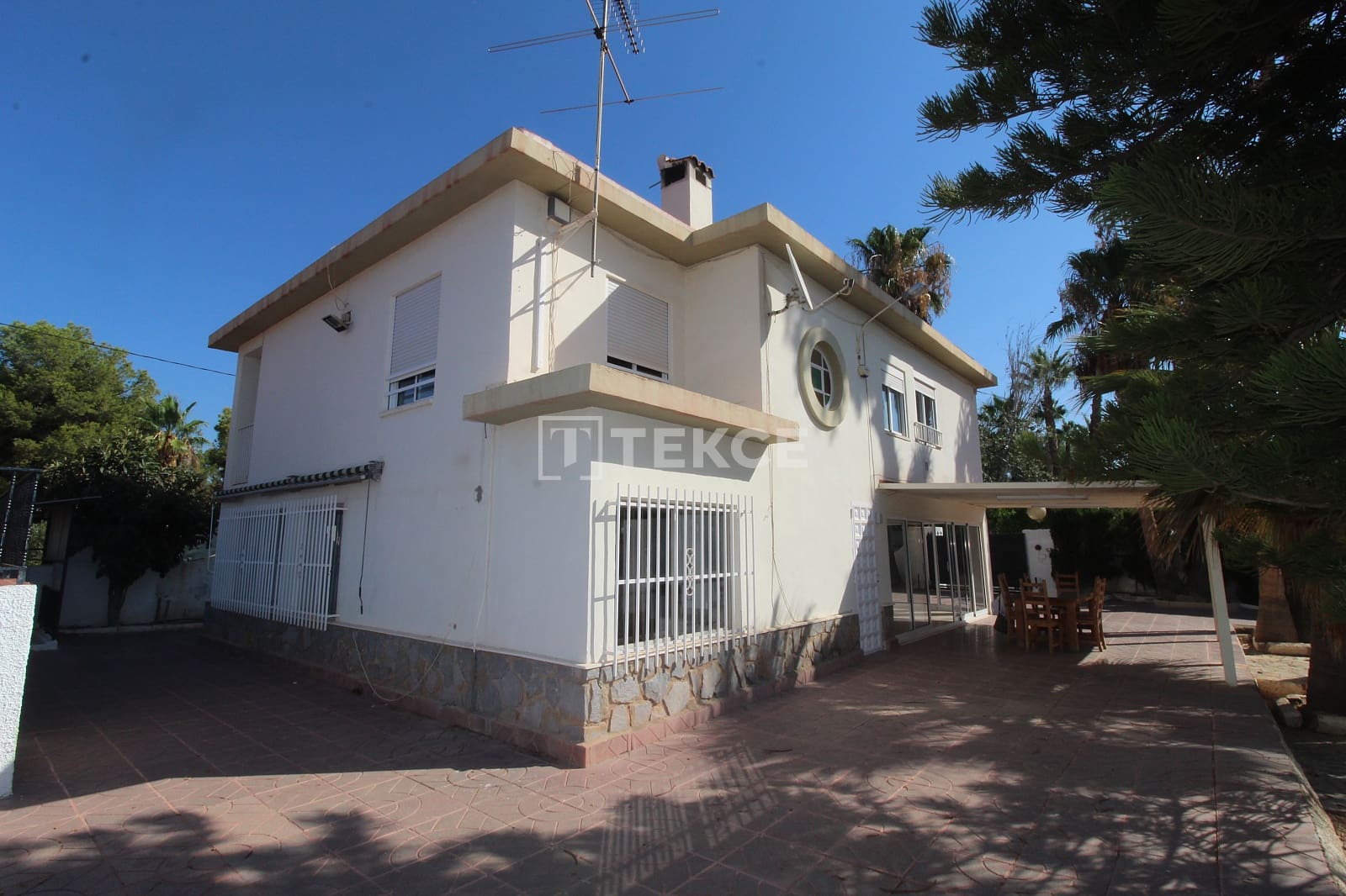 6 sypialnia Willa na sprzedaż w Elche / Elx z basenem - 460 000 € (Ref: 9232076)
