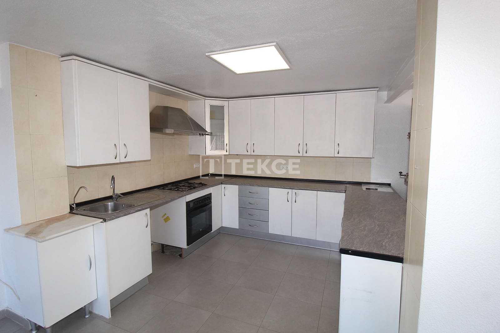 6 sypialnia Willa na sprzedaż w Elche / Elx z basenem - 460 000 € (Ref: 9232076)