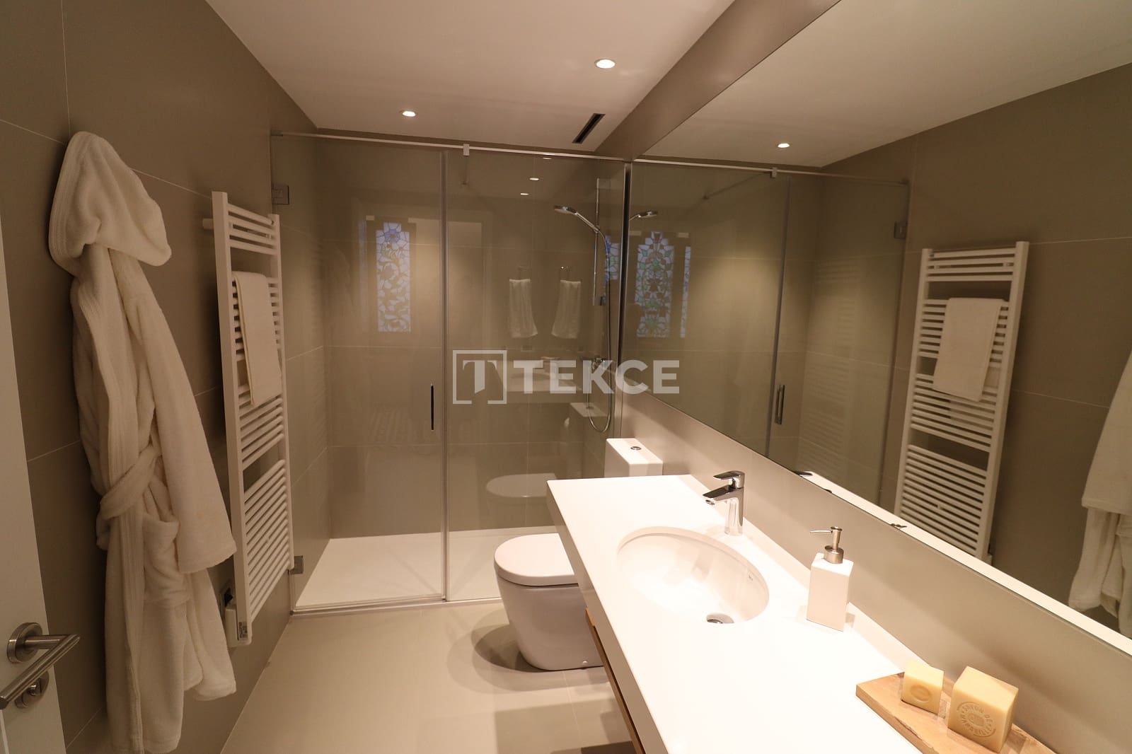 3 sovrum Lägenhet till salu i Barcelona stad med pool - 1 995 000 € (Ref: 9246237)