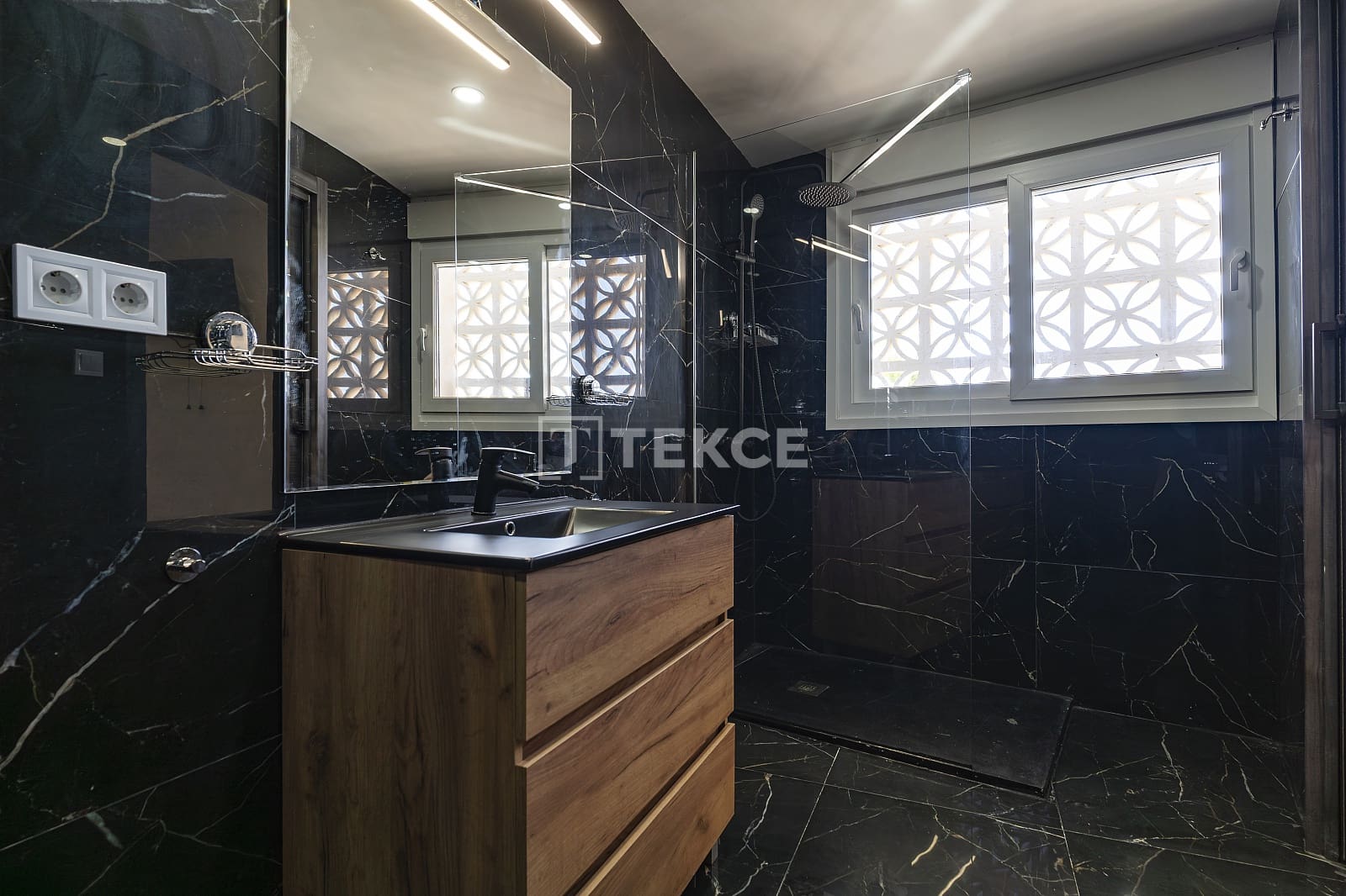 7 sovrum Villa till salu i Benalmadena med pool - 1 575 000 € (Ref: 9251697)