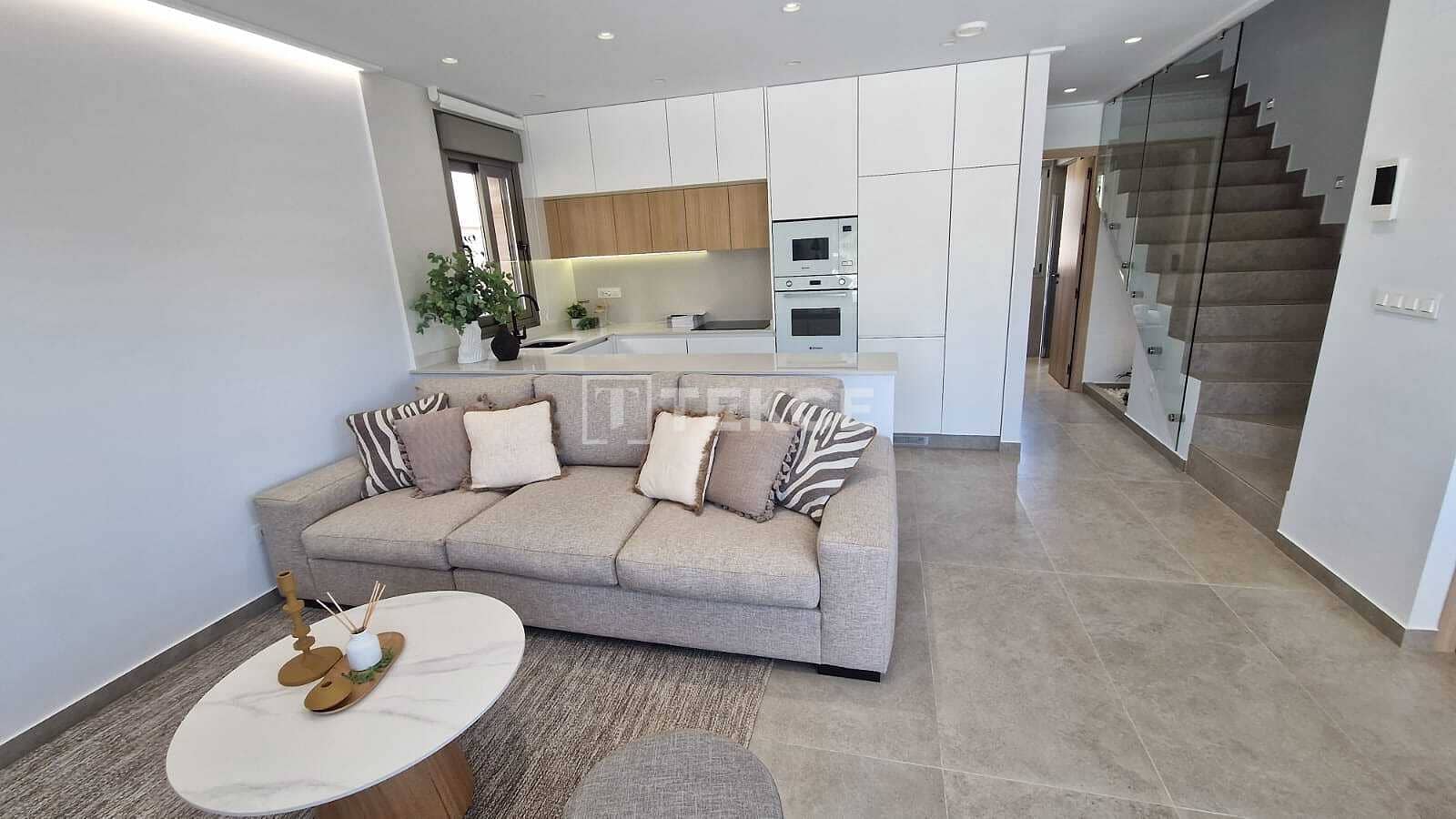 3 bedroom Villa for sale in Pinar de Campoverde with pool - € 475,000 (Ref: 9254516)