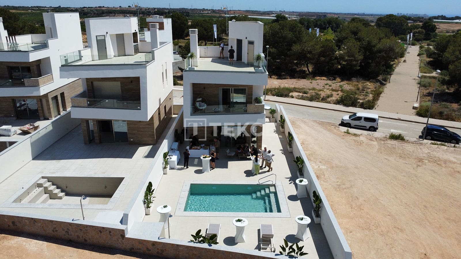 3 bedroom Villa for sale in Pinar de Campoverde with pool - € 475,000 (Ref: 9254516)