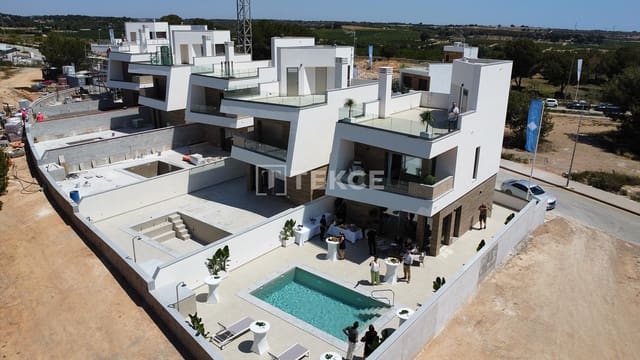 3 sypialnia Willa na sprzedaż w Pinar de Campoverde, Pilar de la Horadada z basenem - 475 000 € (Ref: 9254516)