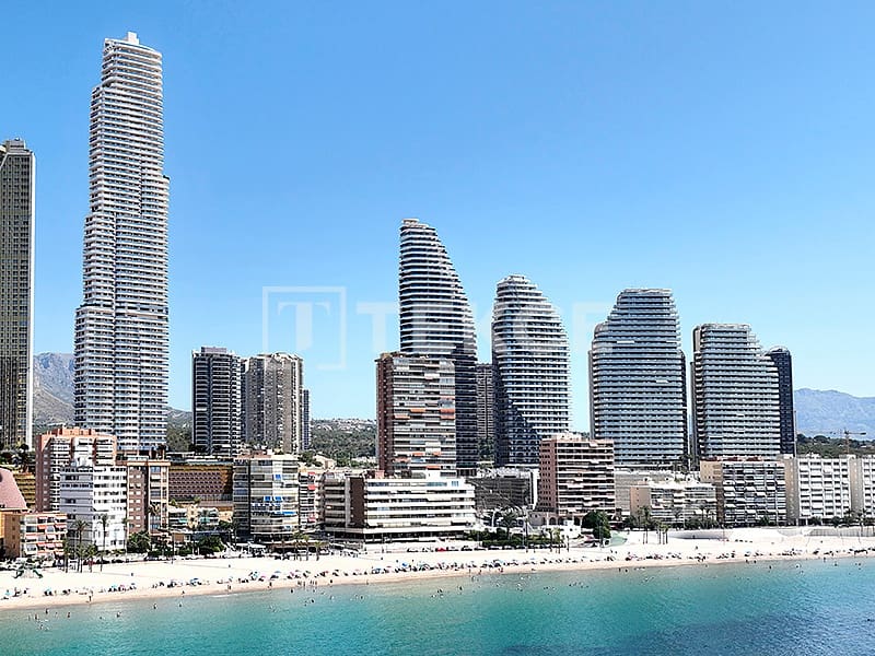 4 chambre Appartement à vendre à Benidorm avec piscine - 1 985 000 € (Ref: 9262089)