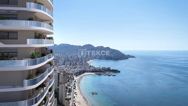 4 sypialnia Mieszkanie na sprzedaż w Benidorm z basenem - 1 985 000 € (Ref: 9262089)