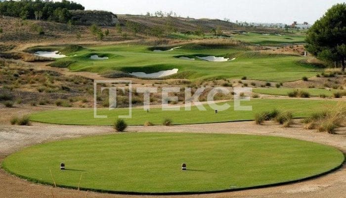 3 sypialnia Willa na sprzedaż w Condado de Alhama z basenem - 329 000 € (Ref: 9262092)