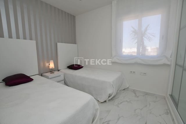 2 sovrum Lägenhet till salu i San Miguel de Salinas med pool - 274 000 € (Ref: 9289987)