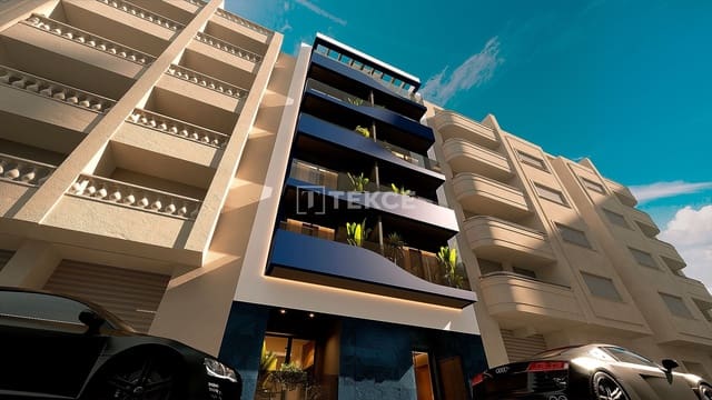 Piso de 2 habitaciones en Torrevieja en venta con piscina - 250.000 € (Ref: 9297499)