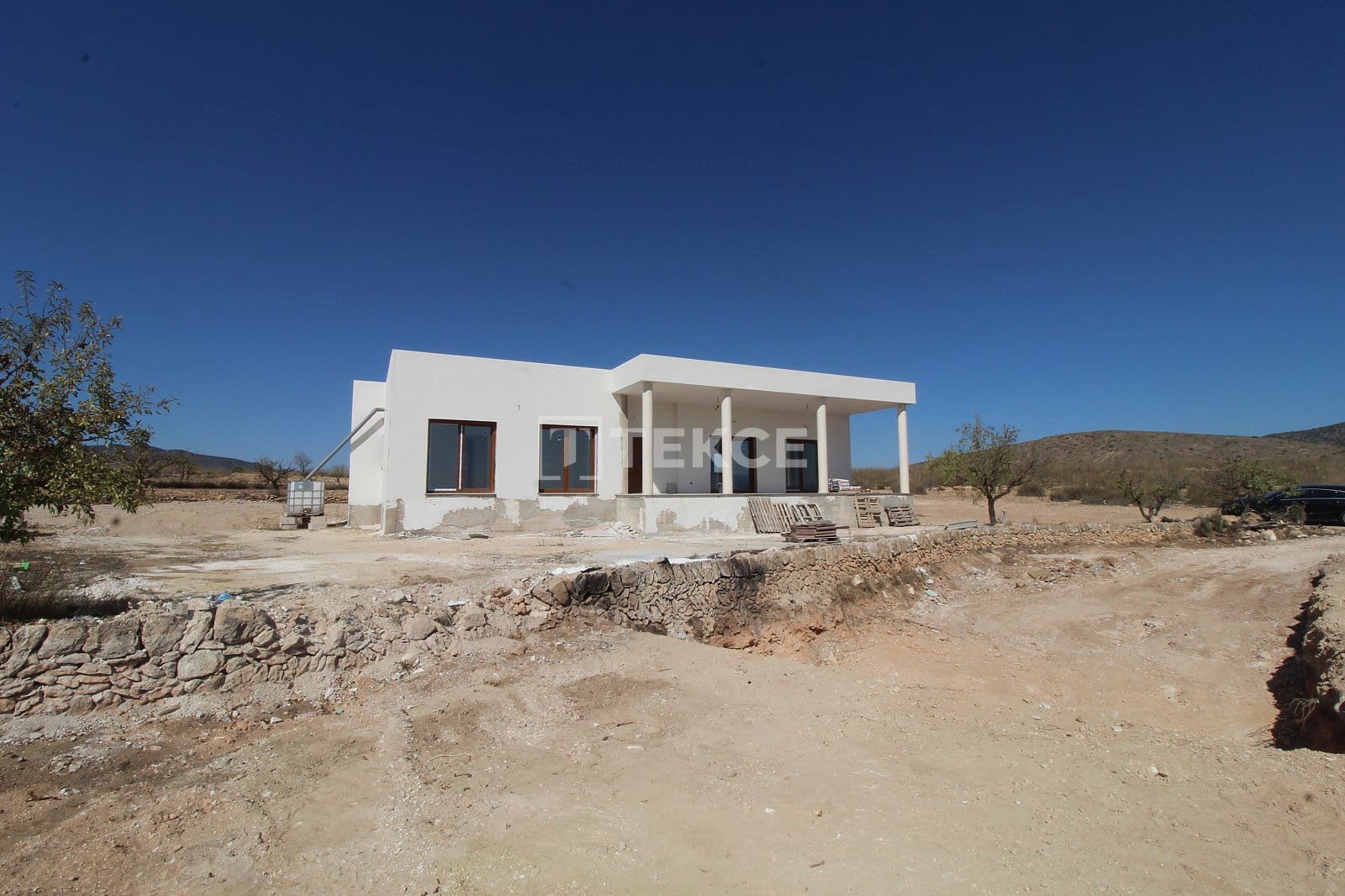 3 sovrum Villa till salu i Pinoso med pool - 389 000 € (Ref: 9308134)