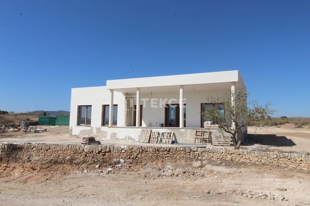 3 sovrum Villa till salu i Pinoso med pool - 389 000 € (Ref: 9308134)