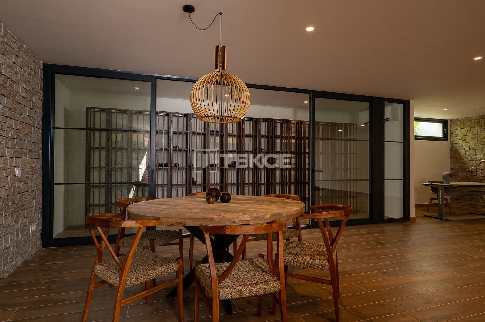 2 bedroom Flat for sale in La Cala de Mijas with pool - € 915,000 (Ref: 9312181)