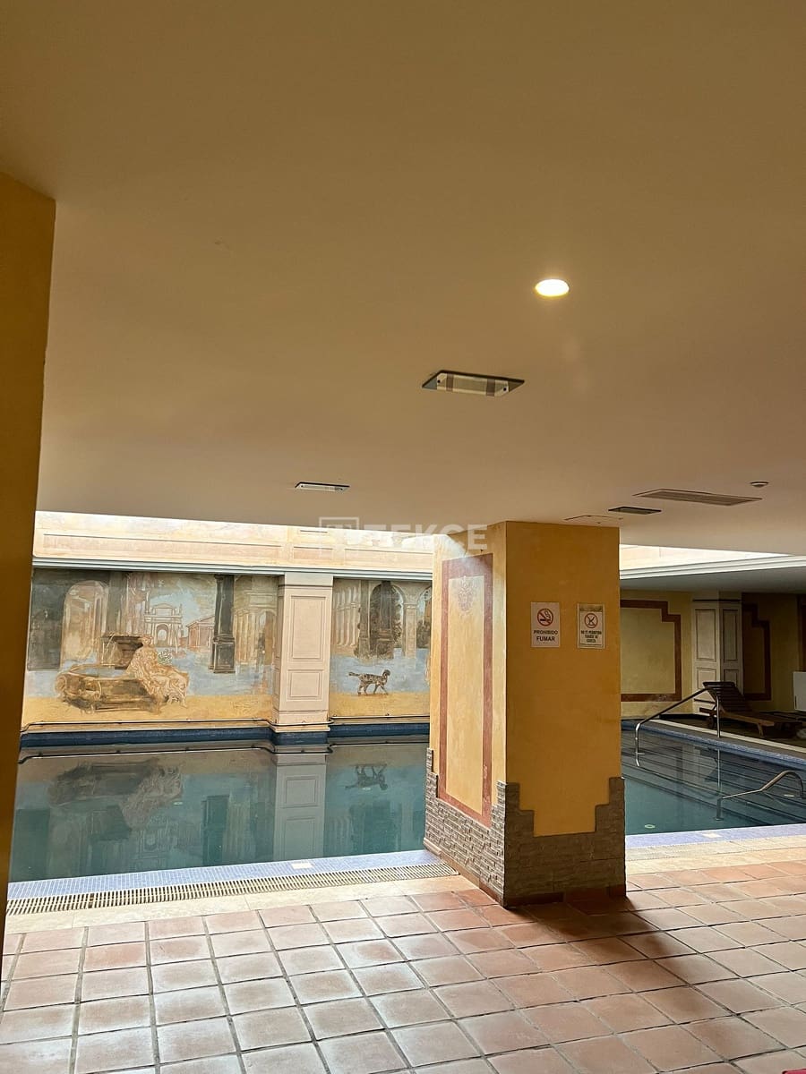 3 chambre Appartement à vendre à Estepona avec piscine - 1 170 000 € (Ref: 9344134)