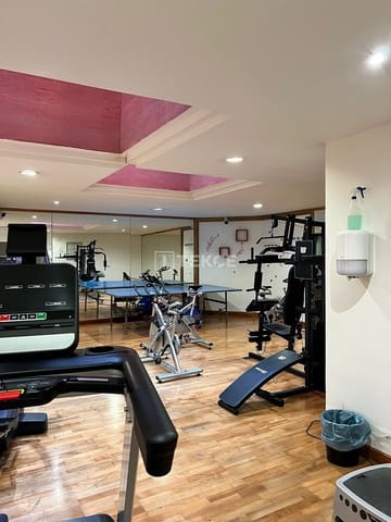 3 chambre Appartement à vendre à Estepona avec piscine - 1 170 000 € (Ref: 9344134)