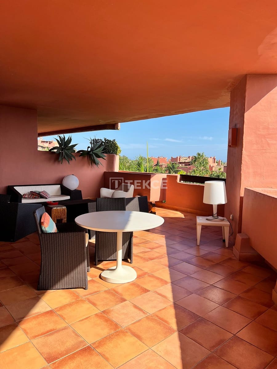 3 chambre Appartement à vendre à Estepona avec piscine - 1 170 000 € (Ref: 9344134)