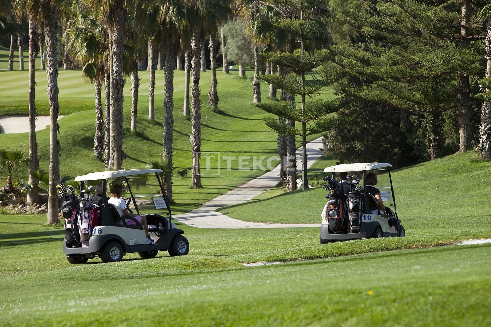 2 bedroom Flat for sale in Dehesa de Campoamor with pool - € 213,000 (Ref: 9344148)