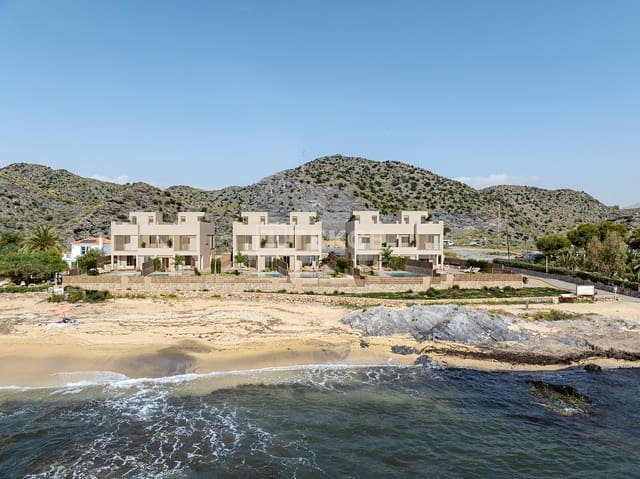 4 slaapkamer Villa te koop in Cuevas del Almanzora met zwembad - € 1.070.000 (Ref: 9371439)