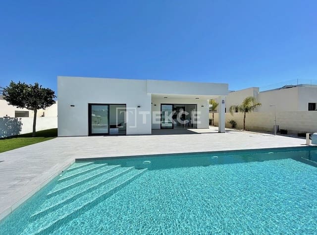 3 Zimmer Villa zu verkaufen in Benijófar mit Pool - 479.000 € (Ref: 9413849)