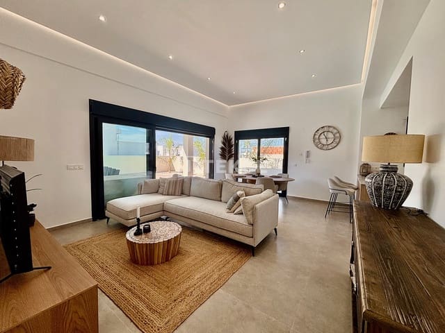 3 Zimmer Villa zu verkaufen in Benijófar mit Pool - 479.000 € (Ref: 9413849)