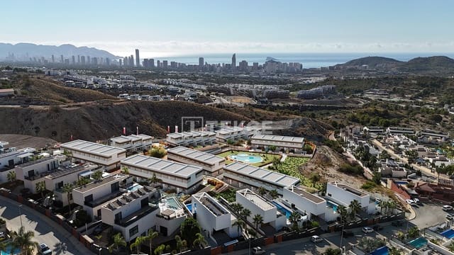 3 Zimmer Villa zu verkaufen in Finestrat mit Pool - 425.000 € (Ref: 9413851)