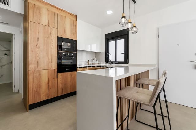 Chalet de 3 habitaciones en San Pedro del Pinatar en venta con piscina - 380.000 € (Ref: 9426659)